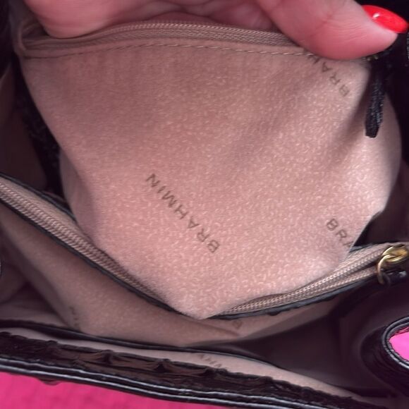 Brahmin Elegant Black patent leather Crocodile-Embossed Crossbody Bag - Picture 13 of 14